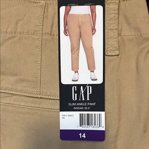 GAP women’s Slim Ankle Pants - Tan